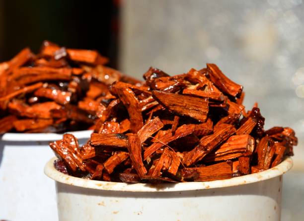 The Ultimate Guide to Sandalwood in Buddhist and Taoist Culture